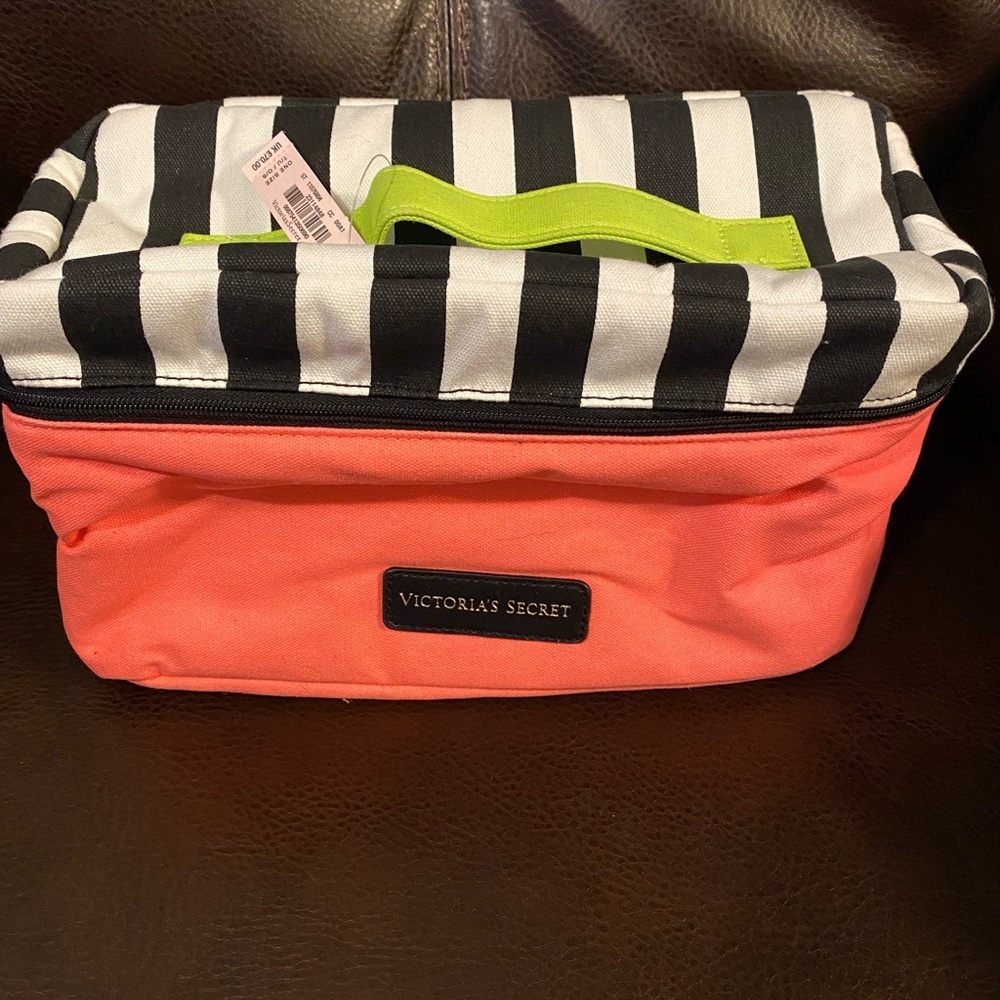 Victoria’s Secret travel bag